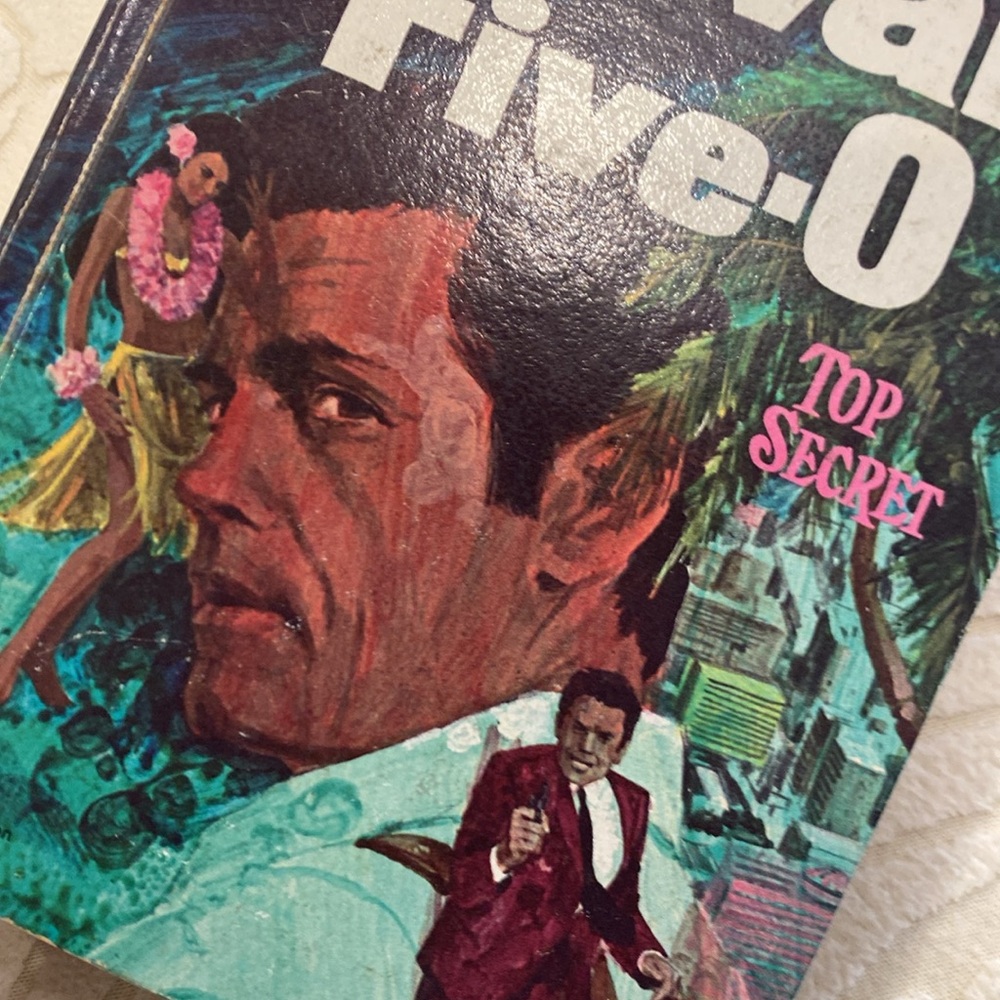 1969 “Hawaii Five-O: Top Secret” Book by Robert Sidney Bowen - Picture 10 of 11